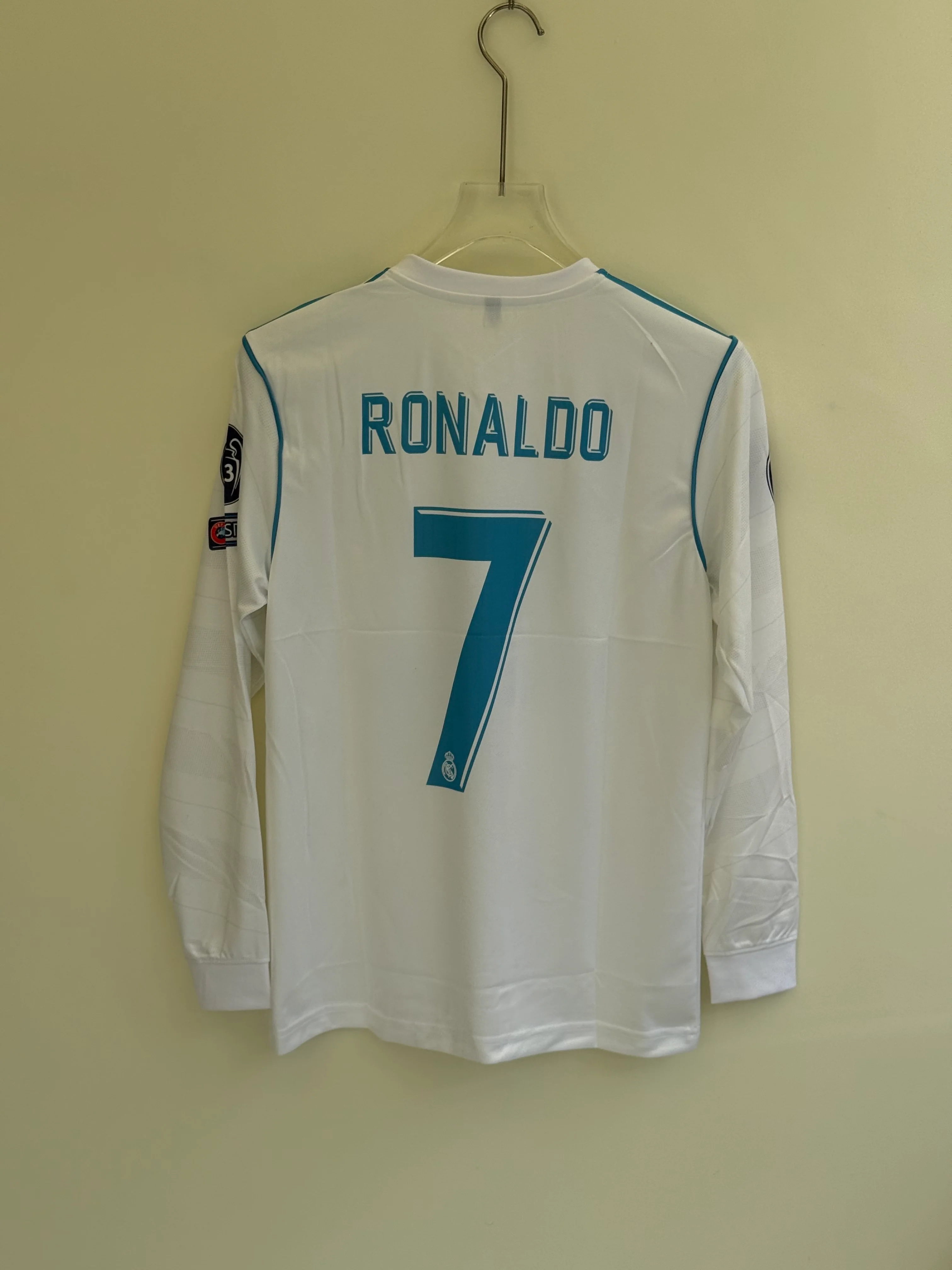 RONALDO REAL MADRID 2018 HOME KIT FULL SLEEV EMBROIDERY - Image 3